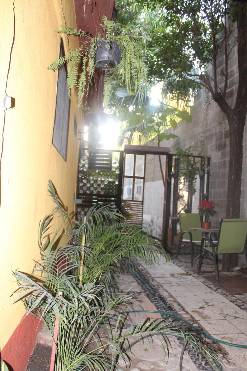 לינה וארוחת בוקר Tuxtla Gutiérrez La Casa Del Jardin מראה חיצוני תמונה